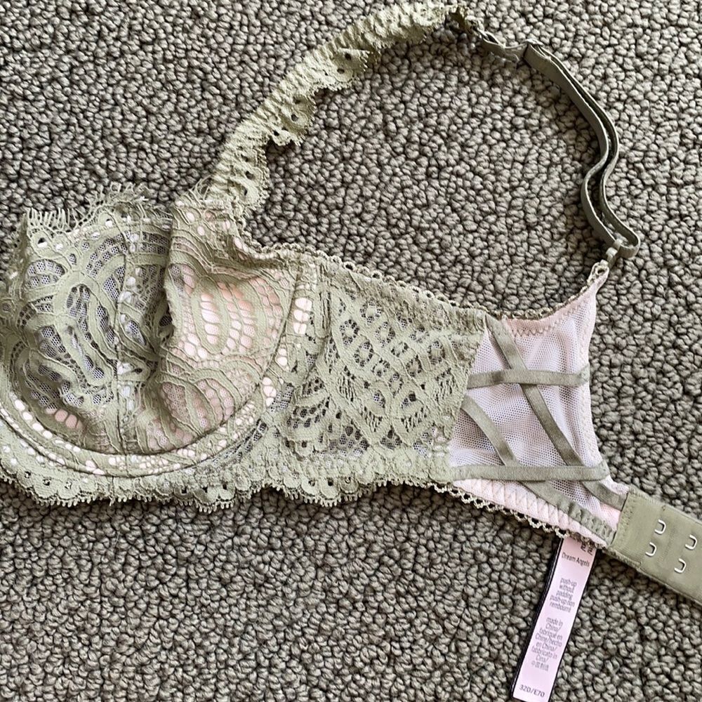 Victoria’s Secret Dream Angels Push Up Bra